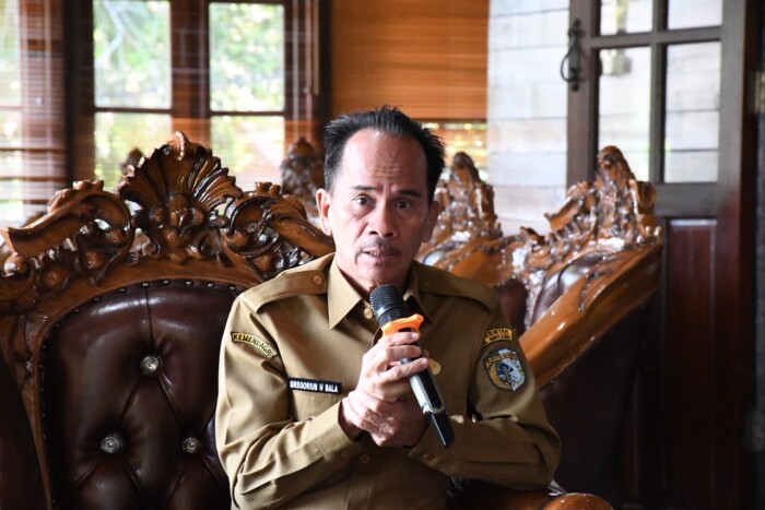 Bupati Sintang Pimpin Rapat Persiapan Pembangunan TPA Sanitary Landfill di Nenak